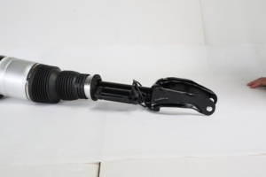 Nouvel amortisseur avant droit 1663201413 166320681 <span class=keywords><strong>Mercedes</strong></span>-Benz W166 <span class=keywords><strong>ML</strong></span> GLE <span class=keywords><strong>250</strong></span>/350/<span class=keywords><strong>CDI</strong></span>/320/400/450/500 AMG Sport <span class=keywords><strong>4MATIC</strong></span> ADS - Product Image 6