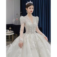 NDB10805 Robe de Mariée Haute Couture avec Jupe, Col en V, Manches Longues, Dos Nu, Ornée de Perles et Dentelle, Luxe Blanche