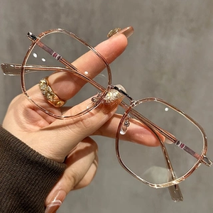 2024 été style transparent polygone <span class=keywords><strong>lunettes</strong></span> femmes <span class=keywords><strong>visage</strong></span> rond sans maquillage ultra léger <span class=keywords><strong>petit</strong></span> cadre anti-yeux bleus cadre - Product Image 2