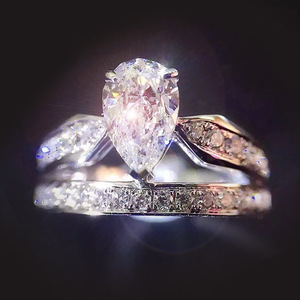 Anello con Zircone a Forma di Pera per Donne, Elegante Anello Regolabile a Goccia per Matrimonio e Fidanzamento, Gioiello di Moda - Product Image 1