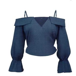 เสื้อแฟชั่นผู้หญิง แขนบาน คอวี สายคล้องคอ แบบเปิดไหล่ สไตล์สปริง/ออทั่ม - Product Image 4