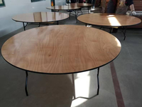 Table et Chaises de Banquet Pliantes Rondes en Bois Haut de Gamme pour Mariages, Banquets, Événements – Mobilier de Restauration Gain de Place
