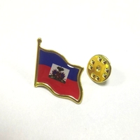 Broches en alliage métallique plaqué or personnalisées en usine, badges drapeau d'Haïti, épingles de revers pour vêtements unisexes, costumes, cols, cadeaux, fêtes