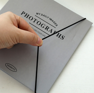 Lerp & 100 Poches Mini <span class=keywords><strong>Album</strong></span> <span class=keywords><strong>Photo</strong></span> 3 Pouces avec Notes <span class=keywords><strong>Album</strong></span> <span class=keywords><strong>Photo</strong></span> en Cuir Pu avec Sangle pour Instax Mini - Product Image 5