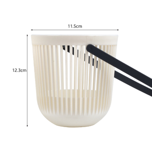 Pot de fleurs mural élégant blanc crème à nervures verticales, auto-irrigant, pour la décoration des plantes grimpantes et des plantes araignées - Product Image 1