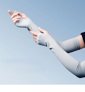 Manchons de <span class=keywords><strong>compression</strong></span> unisexes anti-UV, respirants, anti-transpiration, écologiques en Spandex/Polyester pour le basketball, le cyclisme et les activités de plein air - Product Image 2