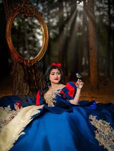 Abito da ballo lungo da quinceañera Mumuleo Snow White con strascico a cappella, in raso moderno e pizzo stampato, vita naturale, per adolescenti, lavorato a maglia - Product Image 3