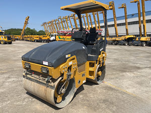 <span class=keywords><strong>Rodillo</strong></span> Compactador de Doble Tambor XMR120 de 1.2T de Marca China con Accesorios - Product Image 6