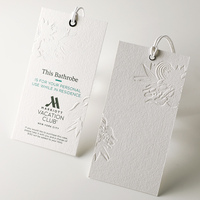 Benutzer definierte Marke Logo geprägt Druck Art Paper Swing Hang Tag für Kleidung Kleidungs stück Tags mit Baumwoll schnur