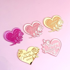 ท็อปเปอร์เค้กอะคริลิครูปหัวใจลายดอกกุหลาบสำหรับวันวาเลนไทน์ ตกแต่งด้วยน้ำผึ้งและของหวาน สำหรับตกแต่งเค้กวันเกิด - Product Image 4