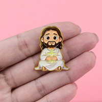 Vente en gros de badges en émail métallique personnalisés avec un adorable dessin animé de Jésus, en stock en grande quantité, pour les cadeaux religieux chrétiens d'église