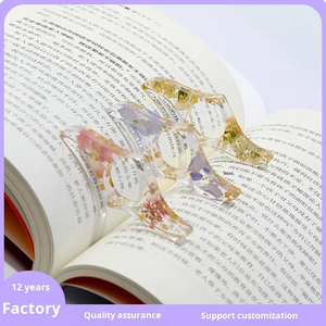 Segnalibro in Resina Trasparente con Fiori Secchi, Segnalibro Artistico in Resina Epossidica per Libri, Regalo Decorativo per la Lettura - Product Image 3