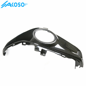 AKOSO Cubierta de Tanque de Combustible de Fibra de Carbono 100% Seca, Panel Central para Tanque de Combustible de Motocicleta para <span class=keywords><strong>Yamaha</strong></span> <span class=keywords><strong>R3</strong></span> 2015 2016 2017 <span class=keywords><strong>2018</strong></span> - Product Image 5