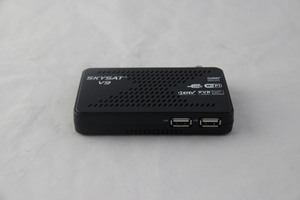 Récepteur satellite de haute qualité <span class=keywords><strong>SKYSAT</strong></span> V9 numérique 1080P Full HD DVB-S2 MPEG4 avec dongle 3G pour le partage de réseau - Product Image 3