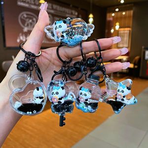 Lindo nuevo acrílico muñeca llave accesorios bolsa colgante coche llavero lleno de aceite televisores botella flotante bloqueo Panda líquido llavero - Product Image 1
