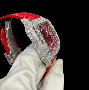 นาฬิกาข้อมือผู้ชาย สายสแตนเลส หน้าปัดสีแดง ระบบอนาล็อก กระจกแซฟไฟร์ กลไกอัตโนมัติ หรูหรา แฟชั่น - Product Image 3