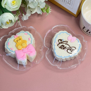 Jouet anti-stress en silicone en forme de gâteau à la crème Taba Squishy pour la vente en gros - Product Image 2