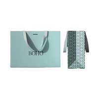 Sac en papier de luxe personnalisé avec logo, estampage à chaud doré, sac cadeau avec poignée en ruban pour collier, bague, boucles d'oreilles, sac de shopping