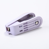 Mini Agrafeuse de Bureau Manuelle en Plastique Couleur Macaron, Compatible avec 24/6 Agrafes, Mignonne, pour l'École, le Bureau et le Journalisation