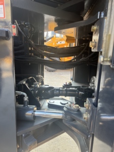 Chargeuse frontale LW600KN d'occasion à faible nombre d'heures de fonctionnement, forte capacité de levage, unité bien entretenue pour chantier de sable et de charbon. - Product Image 6