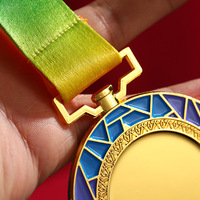 Médaille rotative gravée en 3D en or personnalisée Plaque de récompense en métal creux Logo personnalisé Médaille pour événement sportif Cérémonie
