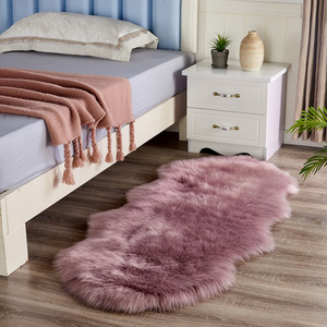 Alfombra Irregular de Imitación de Lana, Alfombra de Felpa Dorada Antideslizante para Dormitorio, Alfombra de Área de Color Sólido con Forma Novedosa, Decoración del Hogar - Product Image 4