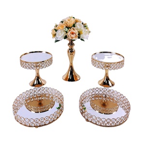 Antique Gold Plated Cake <strong>Stand</strong> High Quality Crystal Beaded Metal Luxurious Cake Platter Metal <strong>Cupcake</strong> Dessert <strong>Stand</strong> for Wedding - Product Image 6