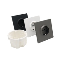 Prise murale EU Schuko 16A, indice de protection IP22, panneau ignifuge en PC avec griffes de retenue pour usage hospitalier sur le marché russe