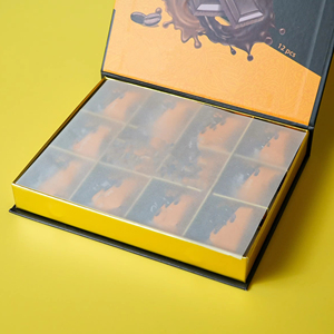 Boîte Cadeau en Papier à Fermeture Magnétique 2026 en Promotion pour Emballage OEM de Sachets VVIP Dragon Candy Choco Bear Gummy <span class=keywords><strong>Etumax</strong></span> <span class=keywords><strong>Royal</strong></span> <span class=keywords><strong>Honey</strong></span> - Product Image 1