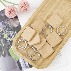 แผ่นไม้เปล่าสำหรับแกะสลัก ขายส่ง พวงกุญแจไม้ทรงสี่เหลี่ยม ป้ายห้อยกุญแจ ห่วงกุญแจ สำหรับงาน DIY ของขวัญ งานฝีมือ แกะสลักด้วยเลเซอร์ - Product Image 3