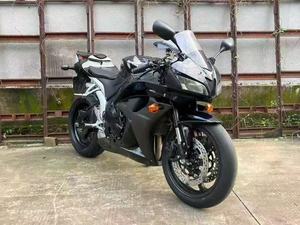 <span class=keywords><strong>Moto</strong></span> sportive Honda CBR600 d'occasion à essence, haute performance, héritage <span class=keywords><strong>CBR</strong></span> Racing et agilité axée sur la piste - Product Image 6