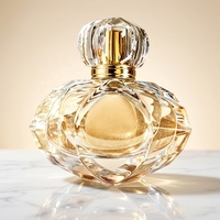 Flacon de parfum en verre transparent personnalisable de luxe avec design en cristal, 50 ml, recyclable, avec pompe pulvérisatrice et boîte