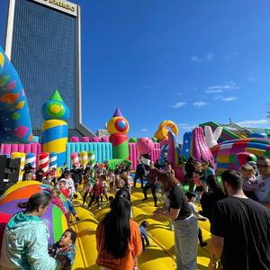 La plus grande maison <span class=keywords><strong>de</strong></span> rebond <span class=keywords><strong>gonflable</strong></span> <span class=keywords><strong>de</strong></span> l'Amérique remplie d'<span class=keywords><strong>action</strong></span> pour tous les âges - Product Image 6