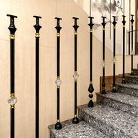 Balustrades et mains courantes de balcon de balustrade d'escalier en alliage d'aluminium noir mat de haute qualité de conception de luxe pour la décoration de villa