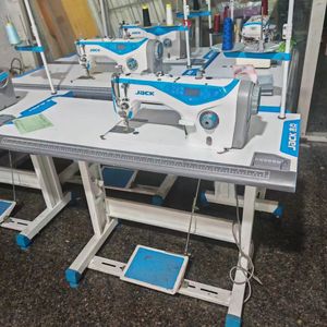 Machine de coupe à point noué jack 5558G de marque chinoise d'occasion machine à coudre à coupe-jack bonne couleur ensemble complet bon test - Product Image 1