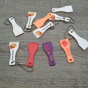 Regali per Giocatori Raschietto per Biglietti della Lotteria in Plastica a Forma di Paletta con Logo Personalizzato Portachiavi Raschietto per Lotteria - Product Image 5