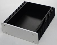 Boîtier d'amplificateur en aluminium OEM taille extérieure 245*213*70mm taille interne 235*162*60mm boîtier électronique amplificateur boîtier de châssis