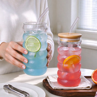 Gobelet en verre à effet ondulé, transparent, texturé, verre à boire unique, verrerie ondulée avec couvercle pour jus, eau, café