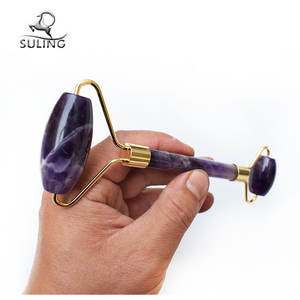 Meilleur <span class=keywords><strong>Prix</strong></span> Portable Améthyste <span class=keywords><strong>Rouleau</strong></span> <span class=keywords><strong>de</strong></span> <span class=keywords><strong>Jade</strong></span> Gua Sha Beauté Massage Du Visage Violet Cristal <span class=keywords><strong>Jade</strong></span> <span class=keywords><strong>Rouleau</strong></span> Pour Le Visage - Product Image 2