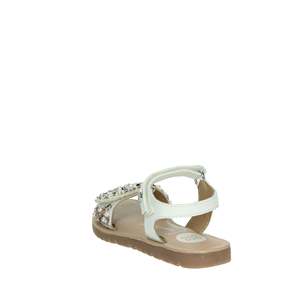 Sandalias Gioseppo para Niña 74113, Sandalias Planas con Adornos de Perlas Blancas para Niños - Product Image 2
