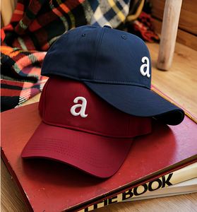 Gorra de Béisbol Bordada Minimalista, Roja, de Algodón, Ajustable, de 6 Paneles, Estructurada, Transpirable, con Visera Curva, Unisex, para Ropa Casual de Calle - Product Image 1