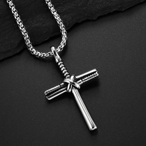 Collier en acier inoxydable série sport Baseball chauve-souris croix - Product Image 2