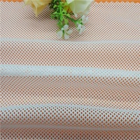 Tissu en maille hexagonale à gros trous 100 % polyester blanc 70 g/m² 2 mm pour sacs à linge et sacs de rangement