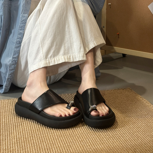 Sandalias de plataforma de una tira para mujer, estilo coreano, para exteriores, novedad de verano, a la moda, para vacaciones y playa - Product Image 3