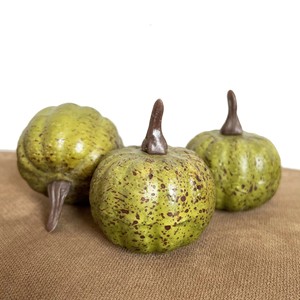 Calabazas Artificiales de Espuma Marca Kangning para Decoración de Mesa en Interiores para Halloween y Acción de Gracias - Product Image 4
