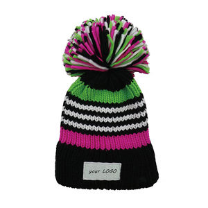 Bonnet de ski <span class=keywords><strong>d</strong></span>'hiver en tricot rayé en laine islandaise personnalisé avec pompon arc-en-ciel, grand bonnet à pompon en crochet avec logo personnalisé - Product Image 4