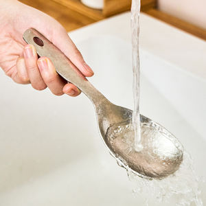 Cuchara de Arroz Moderna Hongjunda de Titanio Puro Plateado con Mango Corto, Antiadherente, Resistente al Calor y Apta para Lavavajillas - Product Image 6