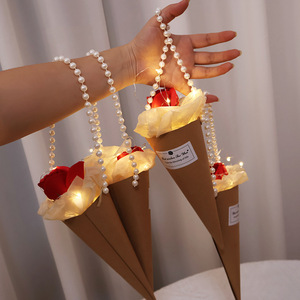 Ramo de Jabón en Forma de Cono de Helado con Perlas Románticas, Cono de Rosas Rojas, Regalo para el Día de San Valentín, Día de la Madre, Cumpleaños, Aniversario - Product Image 3