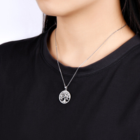 Collier pendentif Arbre de Vie Halo 1mm D Color Moissanite Collier en argent 925 Bijoux fins pour femmes et hommes