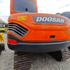 Mini Escavatore Idraulico Usato Doosan DX75 DX75-9C DX75LC-9C da 7,5 Tonnellate, Originale Coreano, Economico, in Vendita - Product Image 4